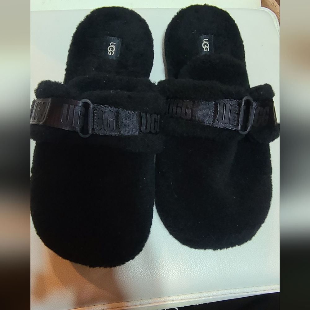 Uggs Men's Slippers size 12